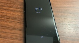 Good
													Google Pixel 2 XL - Verizon, Black, 64 GB, Verizon Edition, photo 2 of 4