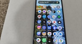 Good
													Nothing Phone (2) - Unlocked, Gray, 256 GB, 12 GB, photo 2 of 9