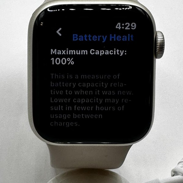 Apple Watch SE 2nd Gen 40mm - Unlocked, Silver, A2726 - Cellular, Aluminum