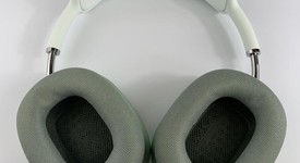 Used
													Apple AirPods Max - Green, photo 5 of 6