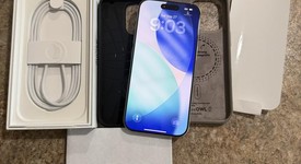 Mint
													Apple iPhone 16 Pro - Unlocked, White, 128 GB, A3083, photo 1 of 5