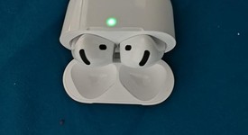Used
													Apple AirPods 4th Gen - Active Noise Cancellation, photo 2 of 5