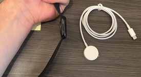 Good
													Apple Watch Series 7 41mm - Unlocked, Midnight, A2475 - Cellular, Aluminum, photo 5 of 5