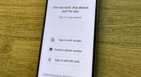 Good
													Samsung Galaxy S10e - Unlocked Non-US, White, 128 GB, 6 GB, SM-G970F/DS, Duos / Dual Sim, photo 3 of 9