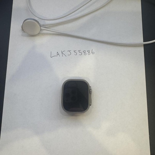 Apple Watch Ultra 2 49mm - Unlocked, Natural, A2986