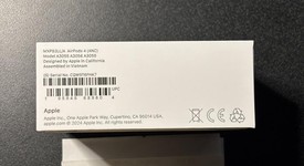 New
													Apple AirPods 4th Gen - Active Noise Cancellation, photo 3 of 4