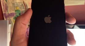 Good
													Apple iPhone SE 3rd Gen 2022 - Unlocked, Midnight, 64 GB, A2595, photo 2 of 6