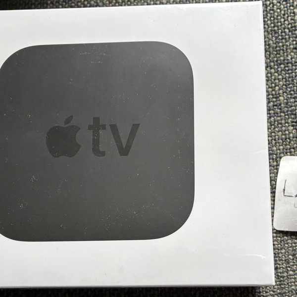Apple TV 4k 1st Gen (2017) - 32 GB