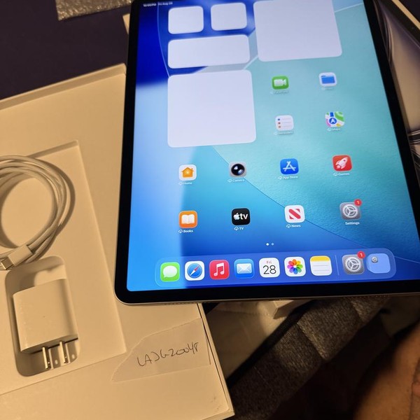 Apple iPad Air 13 inch (M4) 2026 - Wi-Fi, 128 GB, Blue, A3461