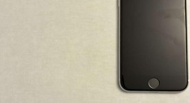 Good
													Apple iPhone SE 2nd Gen 2020 - Unlocked, White, 128 GB, A2275, photo 1 of 9