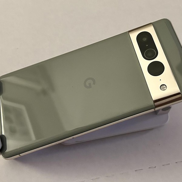 Google Pixel 7 Pro - Unlocked, 128 GB, Hazel, 12 GB, GE2AE