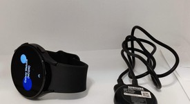 Good
													Samsung Galaxy Watch4 - Unlocked, Black, 40mm, photo 1 of 19