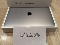 MacBook Pro 2017 (No Touch Bar) - 13"