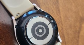 Fair
													Samsung Galaxy Watch5 - Wi-Fi, Custom, 40mm, Bespoke Edition, photo 6 of 6