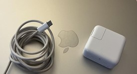 Good
													MacBook Air 2022 - 13" - Apple M2, Starlight, 256 GB, 8 GB, photo 3 of 12