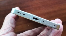 Mint
													OnePlus 13R - Unlocked, Astral Trail, 256 GB, 12 GB, photo 4 of 7