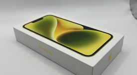 Mint
													Apple iPhone 14 - Unlocked, Yellow, 128 GB, A2649, photo 3 of 6
