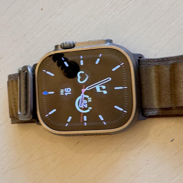 Apple Watch Ultra 2 49mm - Unlocked, Natural, A2986