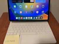 Apple iPad Pro 12.9" 6th Gen 2022