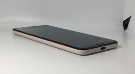 Fair
													Google Pixel 3 - Verizon, Pink, 64 GB, Verizon Edition, photo 4 of 7
