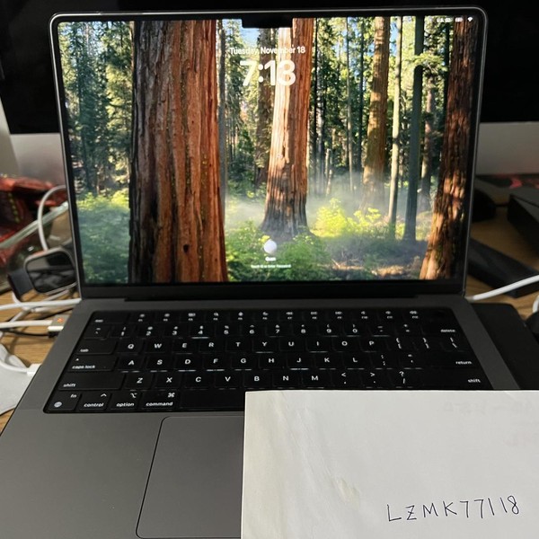 MacBook Pro 2021 - 14 inch - Apple M1 Pro 10-core, Gray, 512 GB, 16 GB