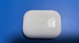 Used
													Apple AirPods Pro 2 - USB-C, photo 2 of 8
