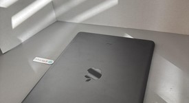 Good
													Apple iPad 9th Gen - Unlocked, Gray, 256 GB, A2603, photo 5 of 5