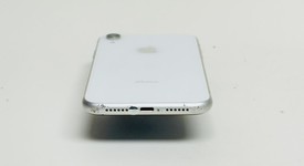 Good
													Apple iPhone Xr - Unlocked, White, 128 GB, A1984, photo 4 of 10