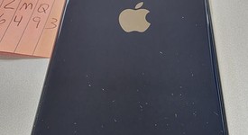 Good
													Apple iPhone SE 3rd Gen 2022 - Unlocked, Midnight, 128 GB, A2595, photo 3 of 6