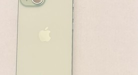 Mint
													Apple iPhone 15 - Unlocked, Green, 128 GB, A2846, photo 2 of 6