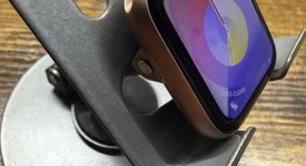 Good
													Apple Watch SE 1st Gen 40mm - Unlocked, Gold, A2353 - Cellular, Aluminum, photo 3 of 7