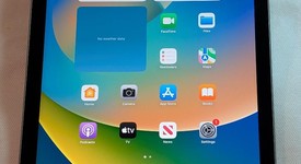 Good
													Apple iPad 5th Gen - Unlocked, Gray, 32 GB, A1823, photo 1 of 3