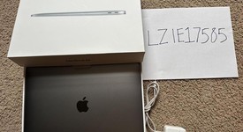 Good
													MacBook Air 2020 - 13" - Apple M1, Gray, 512 GB, 8 GB, photo 1 of 11