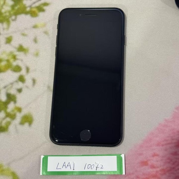 Apple iPhone SE 2nd Gen 2020 - Unlocked, 64 GB, Black, A2275