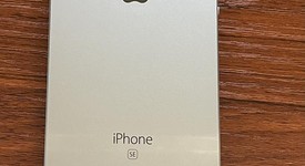 Good
													Apple iPhone SE 1st Gen 2016 - Unlocked, Silver, 16 GB, A1662, photo 3 of 7