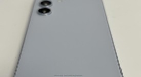 Good
													Samsung Galaxy S24 - Unlocked, Blue, 256 GB, 8 GB, SM-S921U1, photo 3 of 9