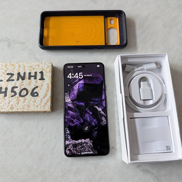 Google Pixel 8 - Unlocked, 128 GB, Obsidian, 8 GB, G9BQD, Sub-6 5G