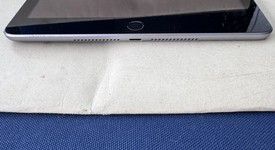 Good
													Apple iPad 6th Gen - Wi-Fi, Gray, 128 GB, A1893, photo 3 of 8