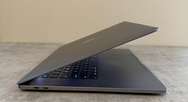 Mint
													MacBook Pro 2019 - 16" - I7, Gray, 512 GB, 16 GB, photo 4 of 8