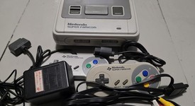 Good
													Nintendo Super NES Classic Japanese Edition, photo 4 of 11