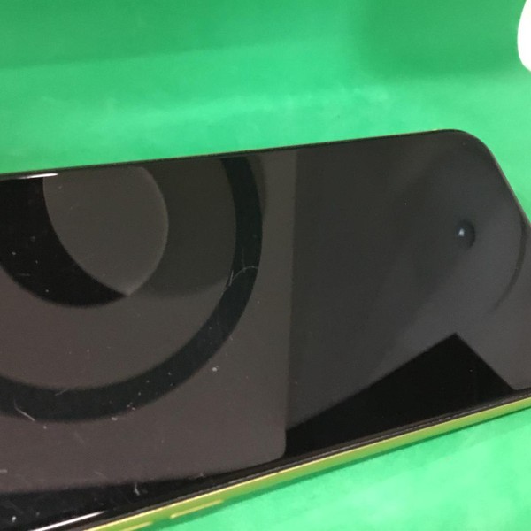 Apple iPhone 11 - Unlocked, 64 GB, Yellow, A2111