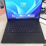 Good Razer Blade Stealth 13.3 inch (2019) - 256 GB, Black, 8 GB, Intel Core i7, FHD