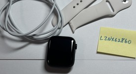 Mint
													Apple Watch SE 3rd Gen 44mm - Unlocked, Midnight, A3328 - Cellular, photo 1 of 6