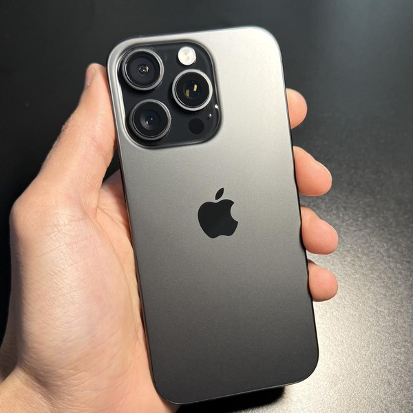 Apple iPhone 16 Pro - Unlocked, 256 GB, Black, A3083