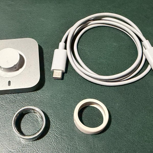 Oura Ring Gen 4 - Brushed Silver, Size 10