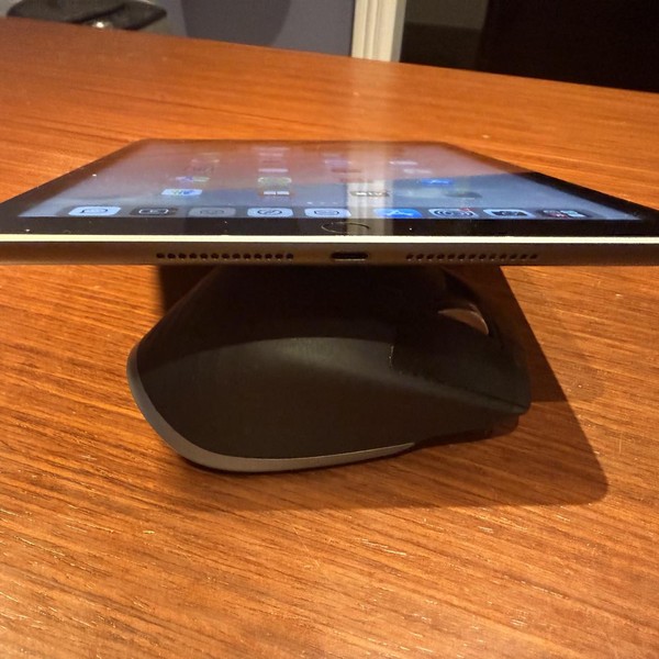 Apple iPad 9th Gen - Wi-Fi, 64 GB, Gray, A2602