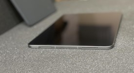Mint
													Apple iPad Air 11" (M2) 2024 - Unlocked, Gray, 256 GB, A2903, photo 5 of 9