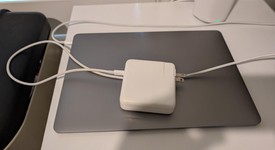 Good
													MacBook Air 2019 - 13" - I5, Gray, 512 GB, 16 GB, photo 2 of 7