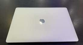 Good
													MacBook Pro 2018 (With Touch Bar) - 15" - I7, Silver, 256 GB, 16 GB, photo 1 of 6