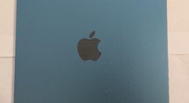 Good
													Apple iPad 10th Gen - Unlocked, Blue, 64 GB, A2757, photo 3 of 4